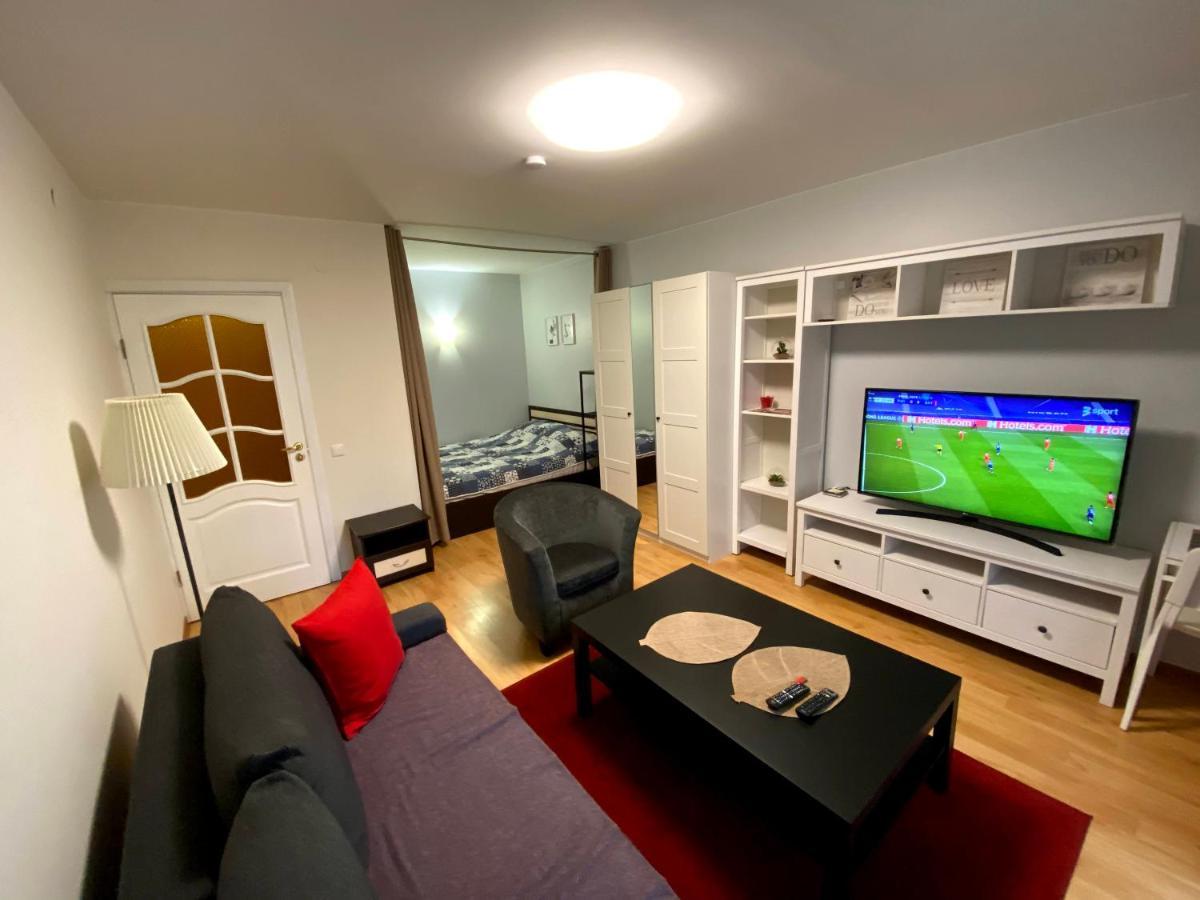 Your Home - Central Studio Apartment, Balcony, Parking & Self Check-In فيلنيوس المظهر الخارجي الصورة