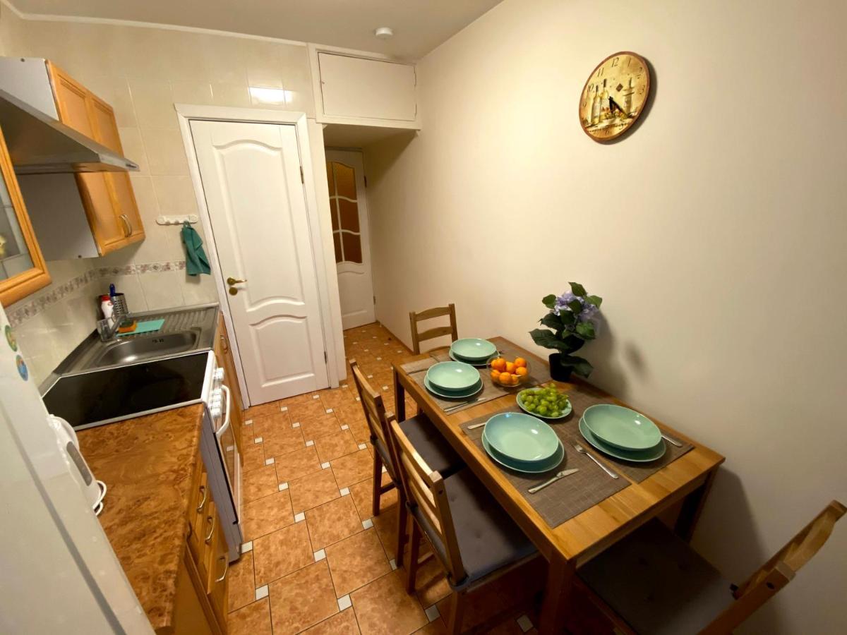 Your Home - Central Studio Apartment, Balcony, Parking & Self Check-In فيلنيوس المظهر الخارجي الصورة